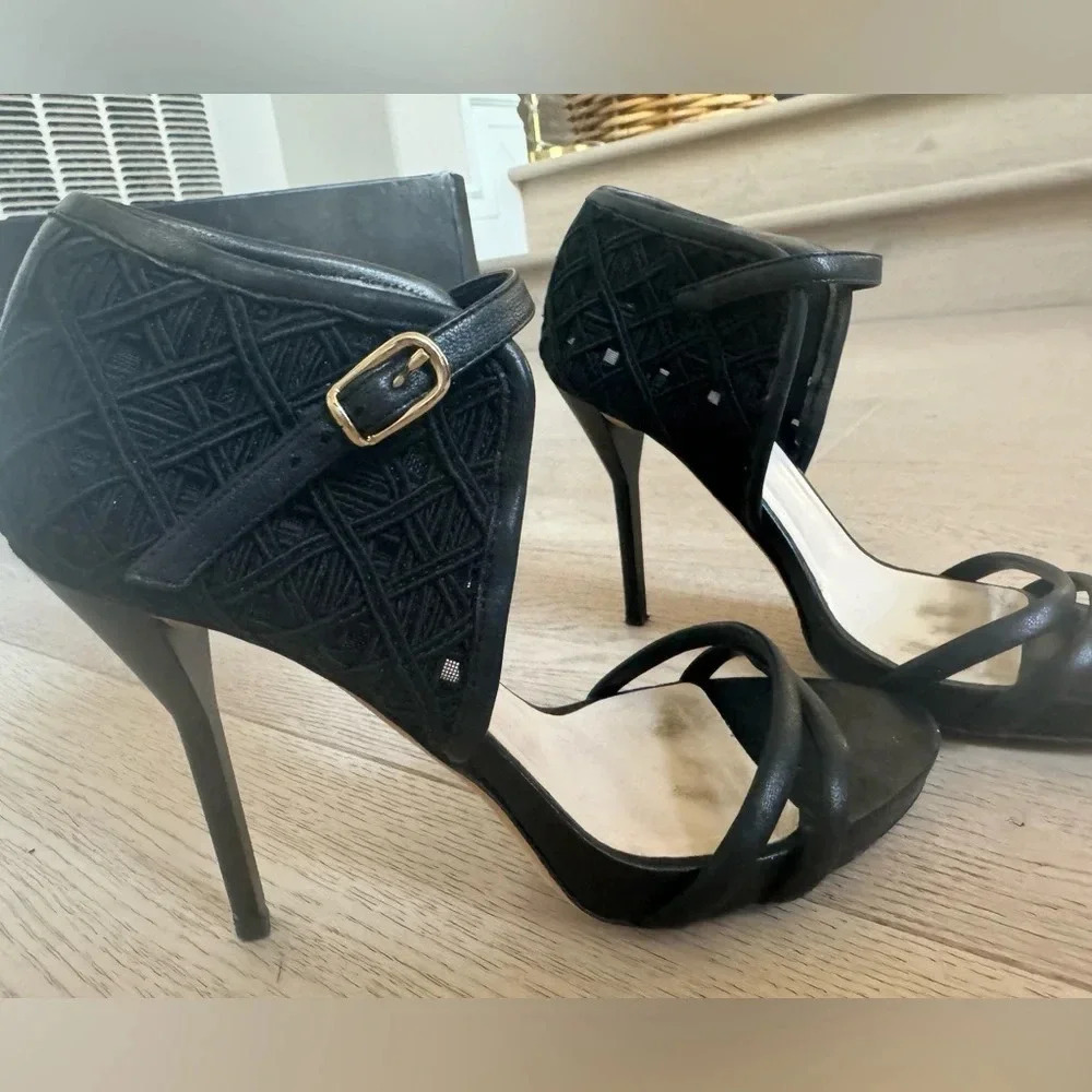Escada sheepskin black heels - Picture 3 of 11